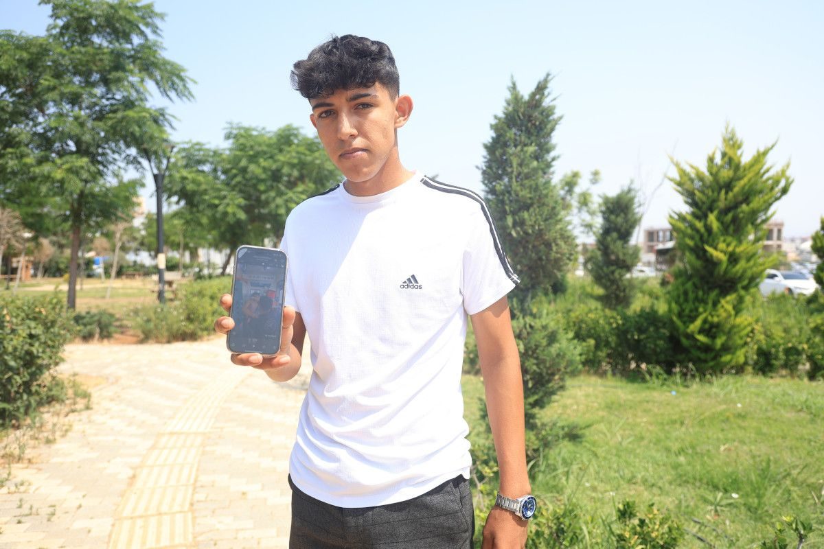 Hüseyin Kutaç Omzu Havuzda Çıktı, Tek Hamlede Yerine Oturdu